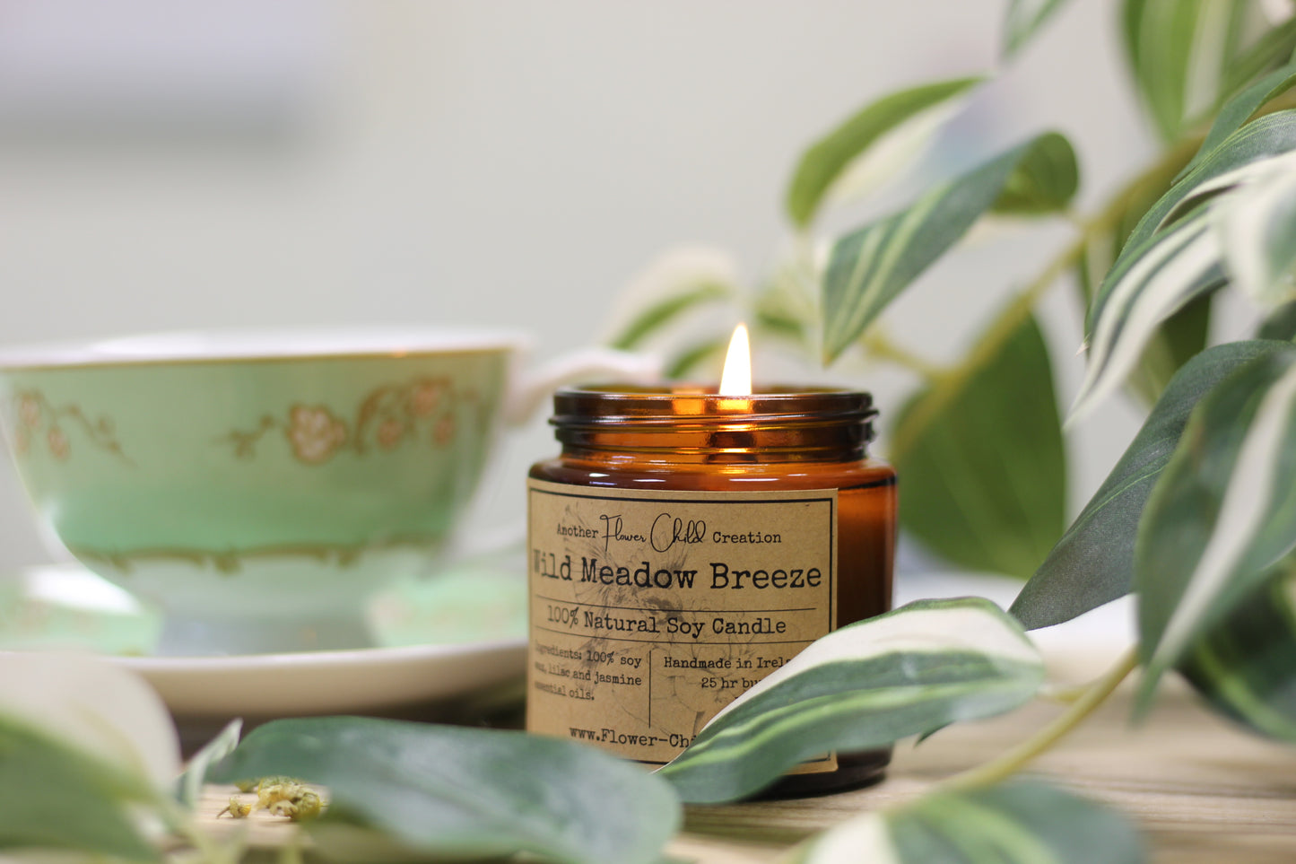 Wild Meadow Breeze | Lilac and Jasmine Candle